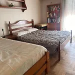 Linda